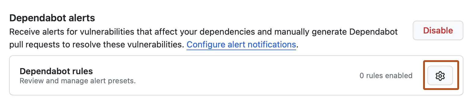 リポジトリの "Advanced Security" ページのスクリーンショット。 歯車アイコンがオレンジ色の枠線で強調表示されています。